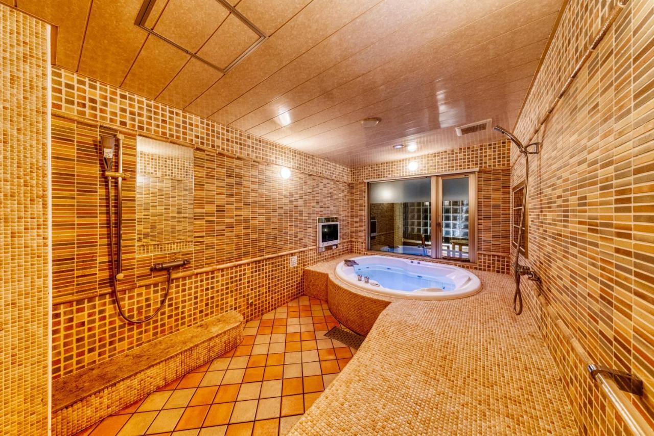 Hotel Lotus Chiba Yachiyo Buitenkant foto